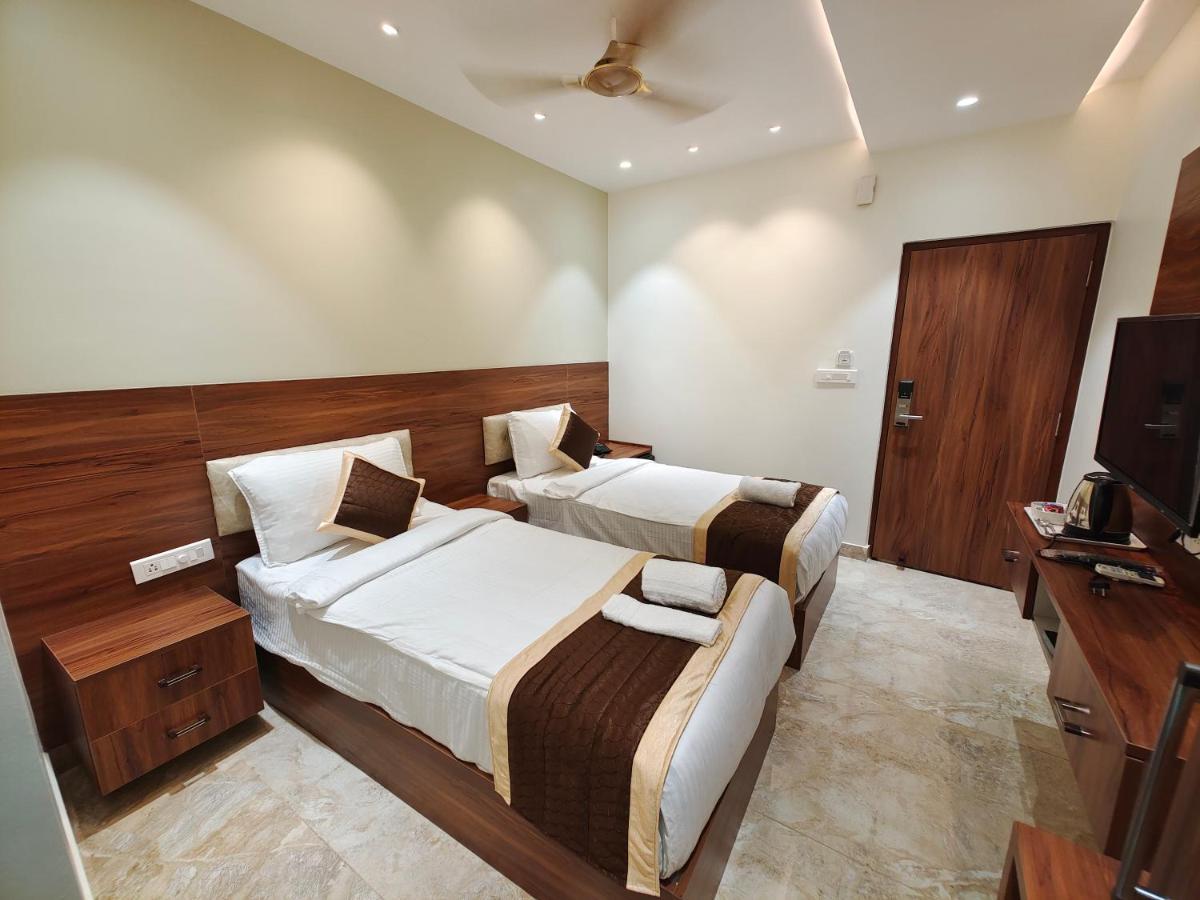 Hotel Thousand Pillars Warangal Bagian luar foto