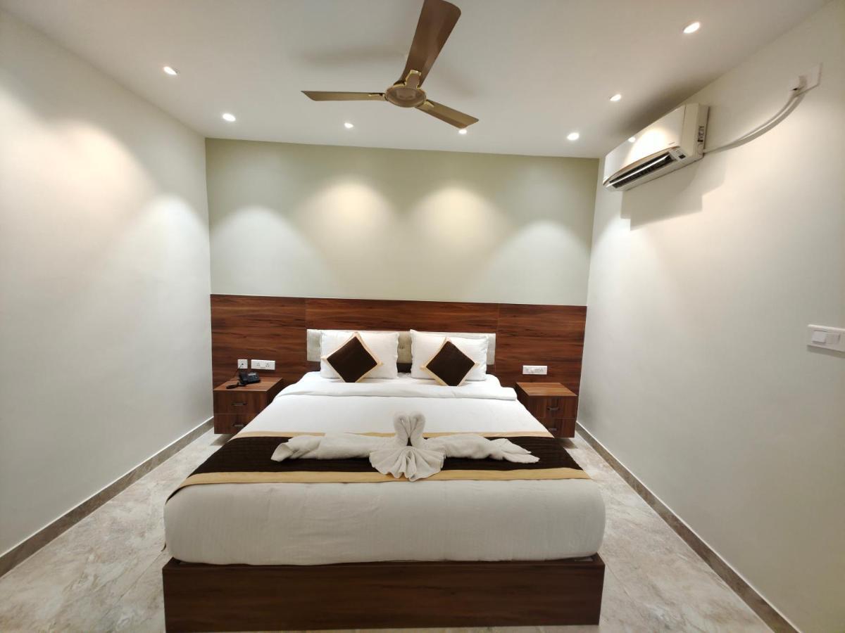 Hotel Thousand Pillars Warangal Bagian luar foto